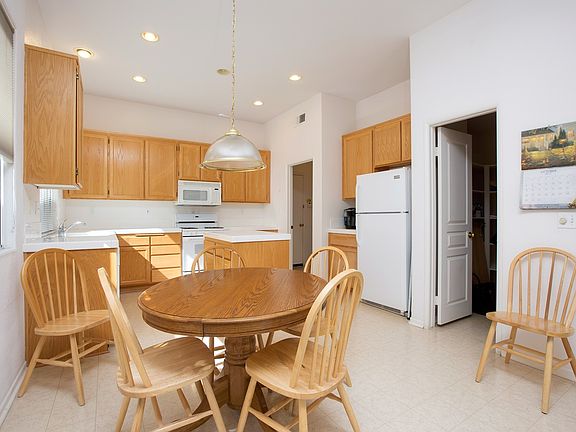 5th image of 769 Pebble Beach Dr