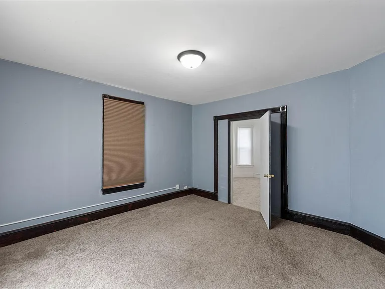 4615 Colfax Ave N — Photo 5
