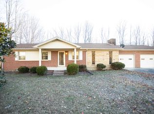 6736 Martin Rd, Baxter, TN 38544