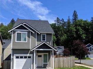 3654 Murphy Ln, Bremerton, WA 98310