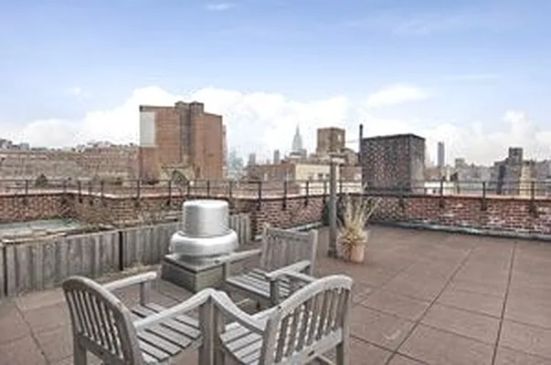 Rented by Douglas Elliman | media 19