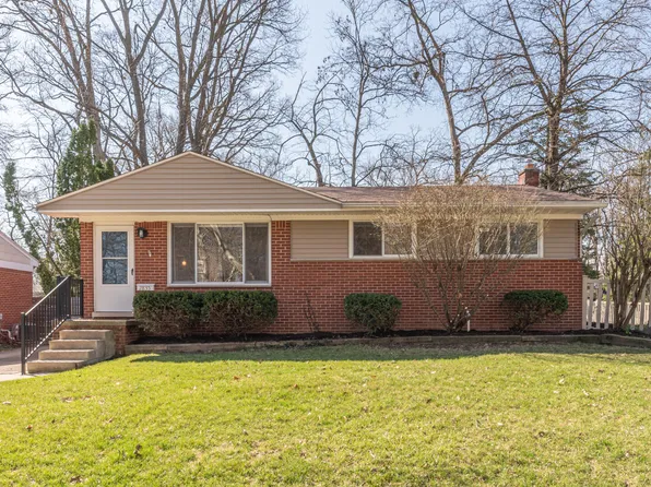 2835 Sequoia Pkwy, Ann Arbor, MI 48103