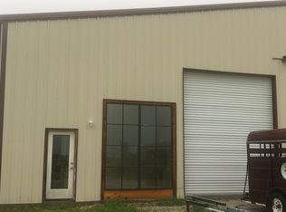 6573 S Interstate Highway 35 Valley #300, Gainesville, TX 76240