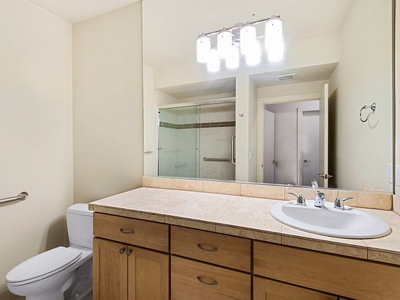 5th image of 1501 Tacoma Ave S Unit 308