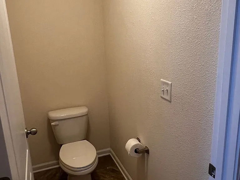 239 Brooklet Cir — Photo 11