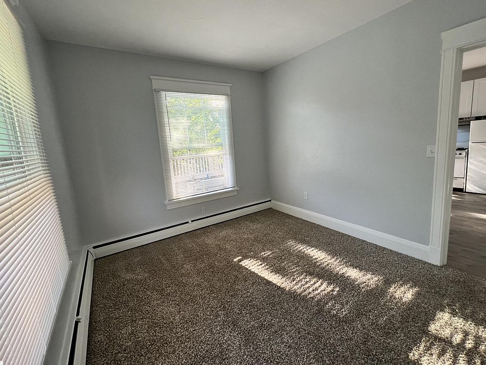 1st image of 875 N Marion St #5