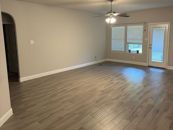 2nd image of 337 Daleview Dr