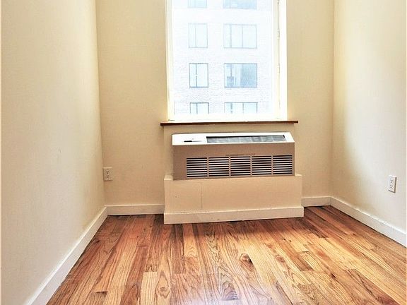 3rd image of 212 E 14th St #4RF