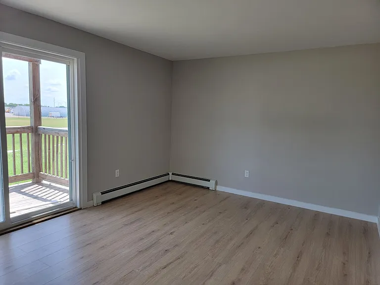 Brentwood Estates — Photo 19