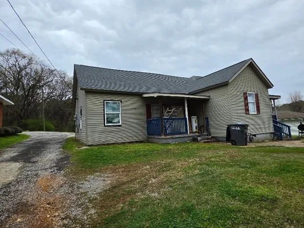 303 Gaines Ave SW, Russellville, AL 35653