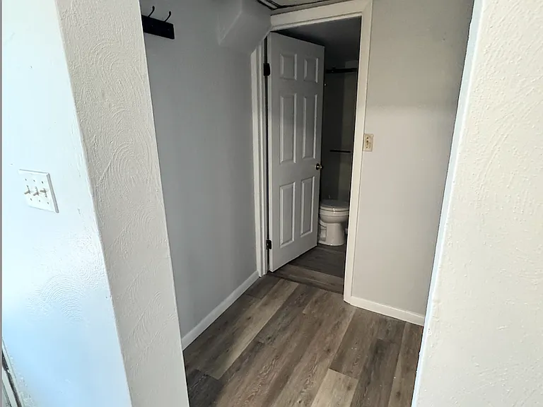 517 Carothers Ave — Photo 3