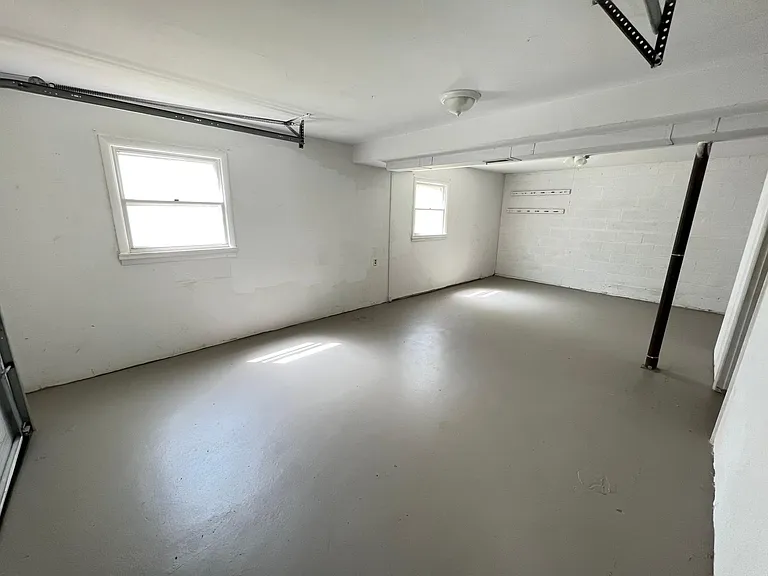 5200 Peppercorn St — Photo 21