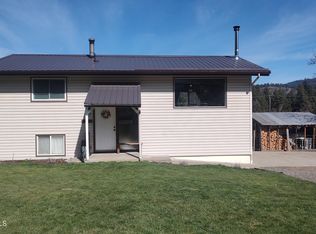 2312 Cromwell Dr, St Maries, ID 83861