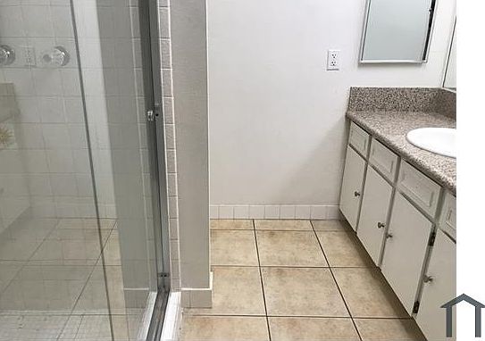 2nd image of 3230 N Heritage Way