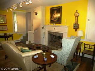 38670 Old Wheatland Rd, Waterford, VA 20197