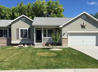 174 E Cove Rd, Saratoga Springs, UT 84045