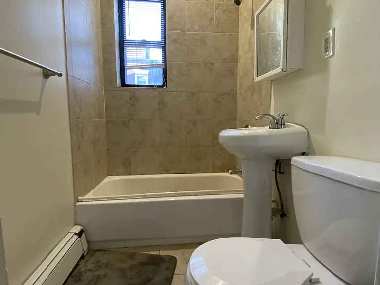 15 Park Vale Ave #7 — Photo 14
