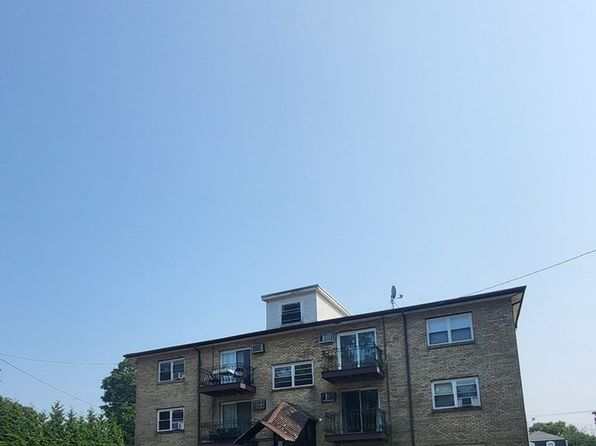 81 High St APT 29