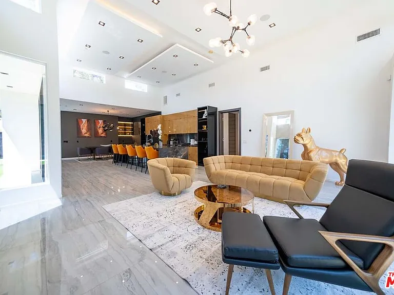 11658 Morrison St — Photo 11