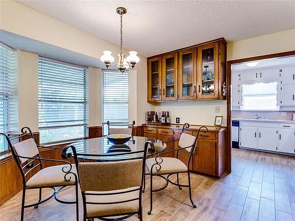 3rd image of 7532 Field Stone Dr