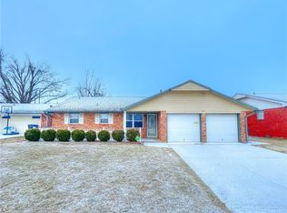 7416 NW 26th St, Bethany, OK 73008