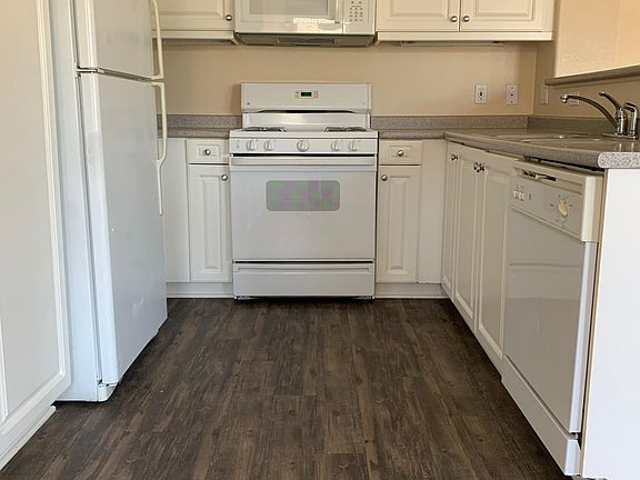 2nd image of 12349 Creekview Dr Unit 70