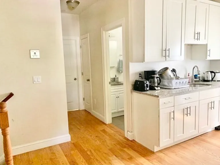6-8 Gilmore St #1 — Photo 11