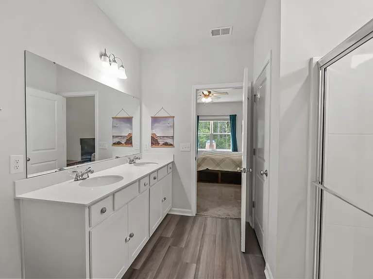 1431 Waybridge Way — Photo 33