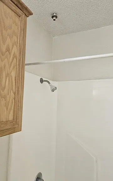 1810 Lexington Cir #2 — Photo 4