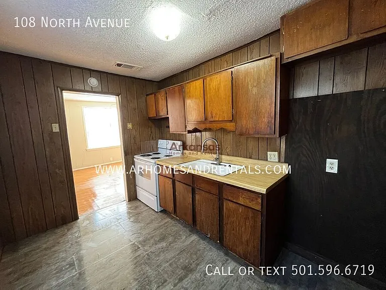 108 North Ave — Photo 4