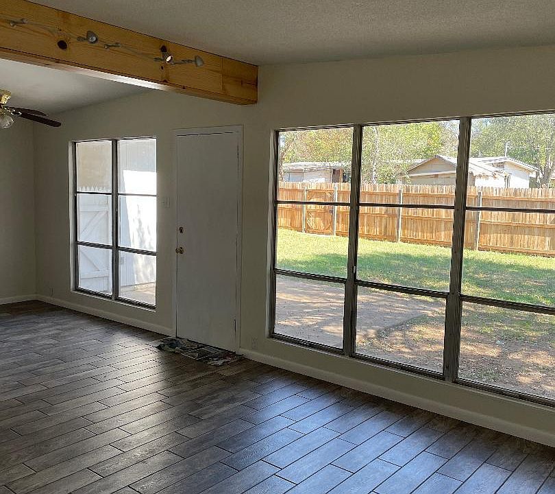2nd image of 2106 A&m
