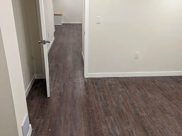 100 Westgate Ave #BASEMENT — Photo 9