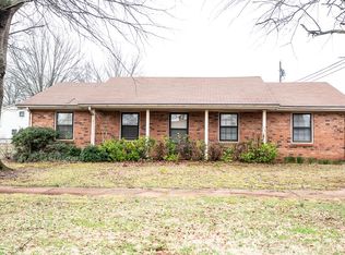 721 Eason Ave, Muscle Shoals, AL 35661
