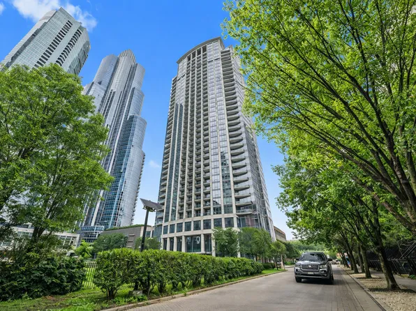 1235 S Prairie Ave APT 3101, Chicago, IL 60605