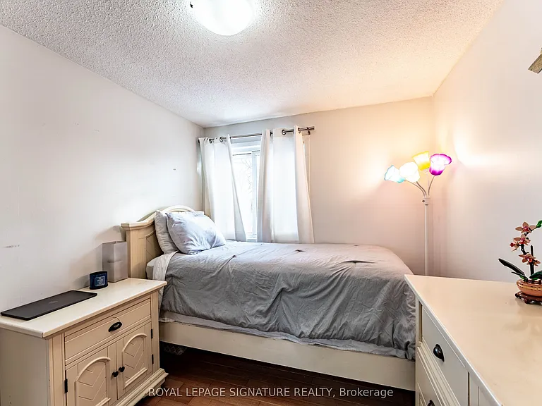 25 Hun Cres — Photo 31