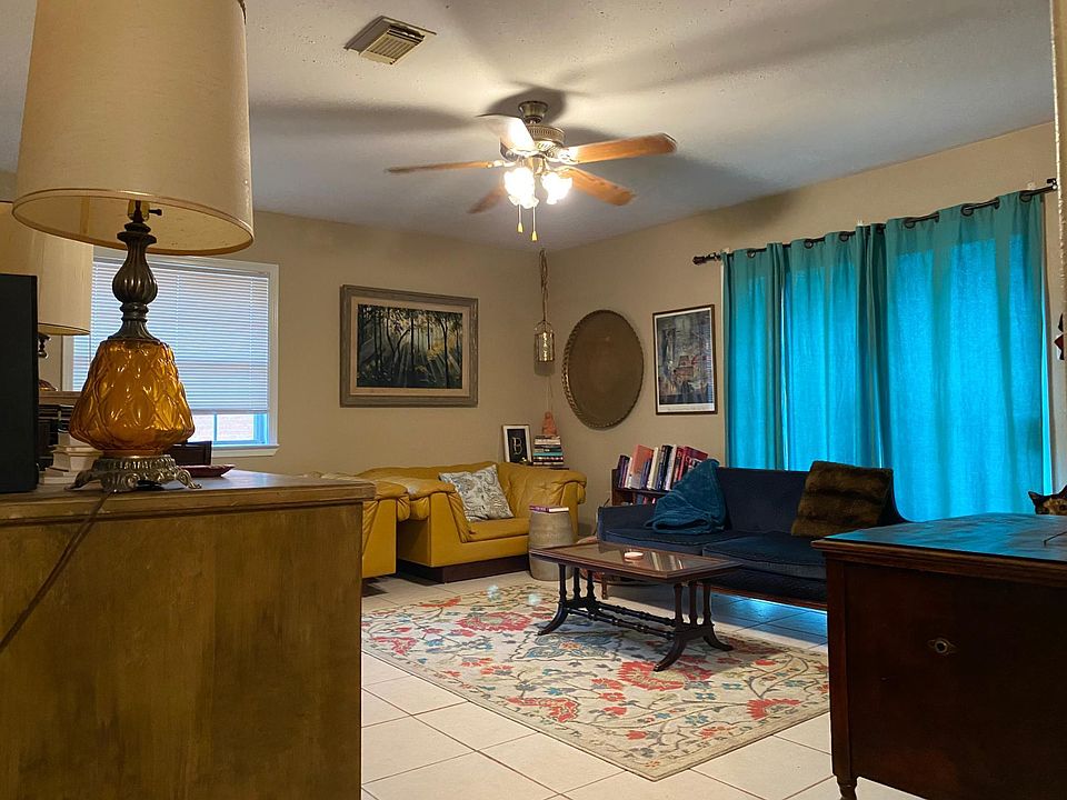 1st image of 3528 Midwest Dr APT C