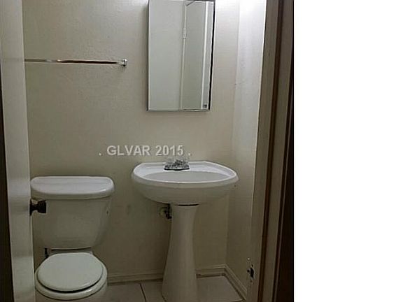 4th image of 4008 Castleford Pl