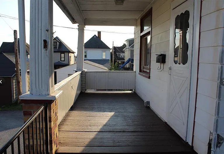 389 Coolidge Way — Photo 2