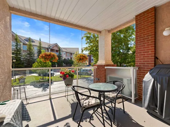223 NE Tuscany Springs Blvd NW #117, Calgary, AB T3L 2M2