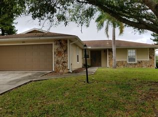 691 Grandeur St SE, Palm Bay, FL 32909