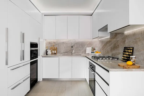 Sold by Corcoran | media 3