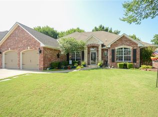 4200 Granada Ln, Edmond, OK 73034