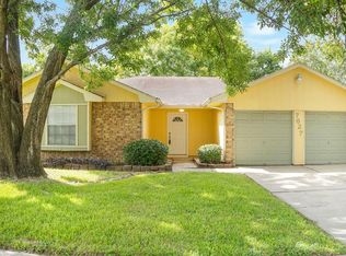 7627 Shoshone Dr, Baytown, TX 77521