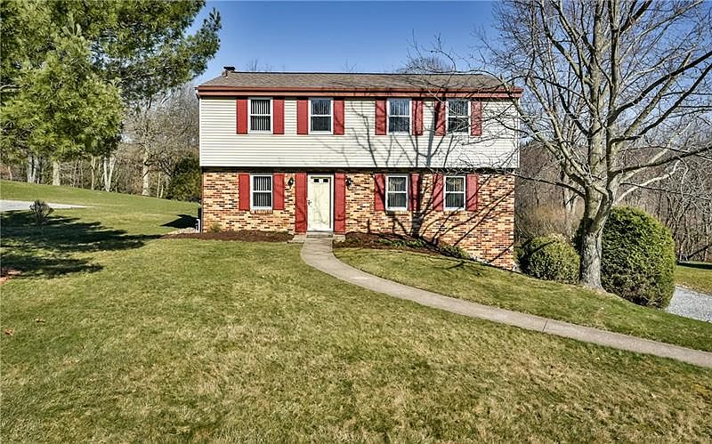 1st image of 5098 Lakewood Dr