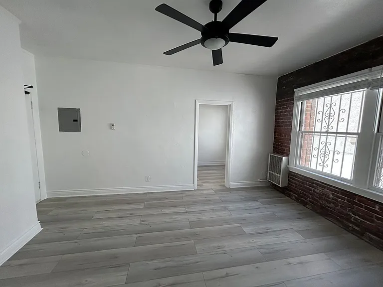 Val D' Kingsley LLC — Photo 37
