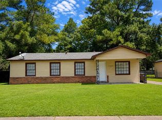 2520 Farnell Dr, Mobile, AL 36605