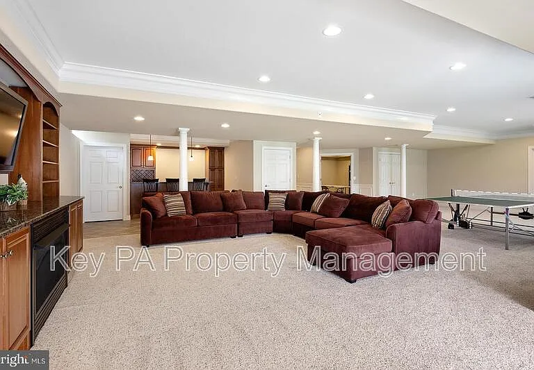 155 Harrogate Dr — Photo 30