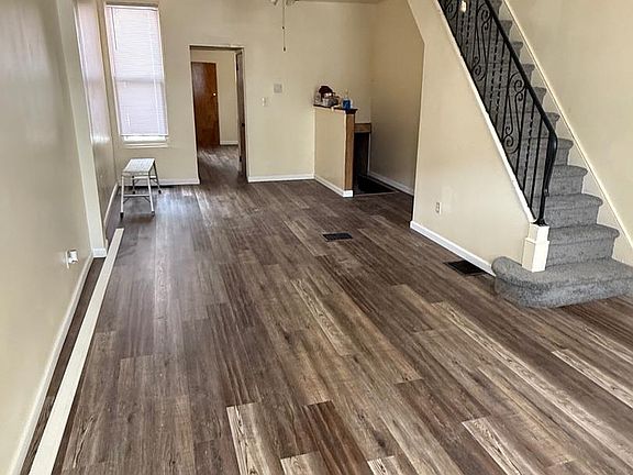 5th image of 1625 Brill St