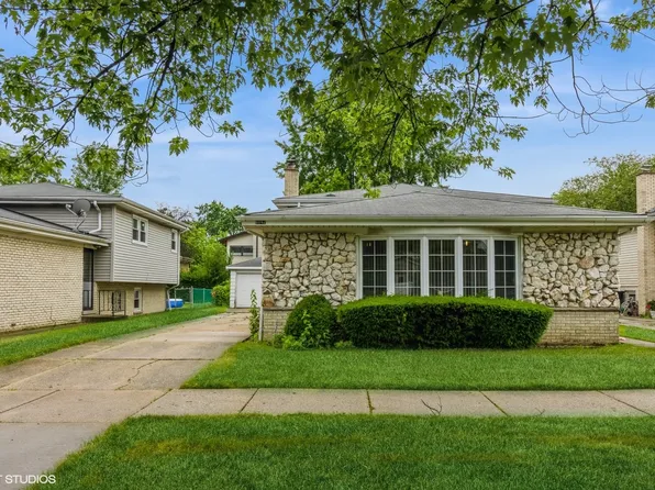 6842 N Central Ave, Chicago, IL 60646