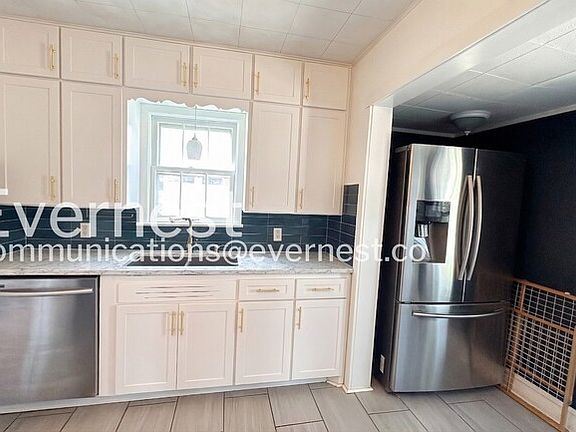 4th image of 5513 Reeds Rd